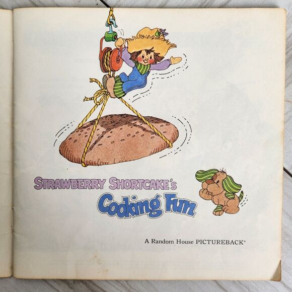 Strawberry Shortcake's Cooking Fun Vintage Book by Michael J. Smollin 1980 - Picture 3 of 15